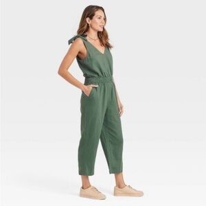 A New Day Women Jumpsuit Green
Linen Tie Shoulder One Piece
Sleeveless new